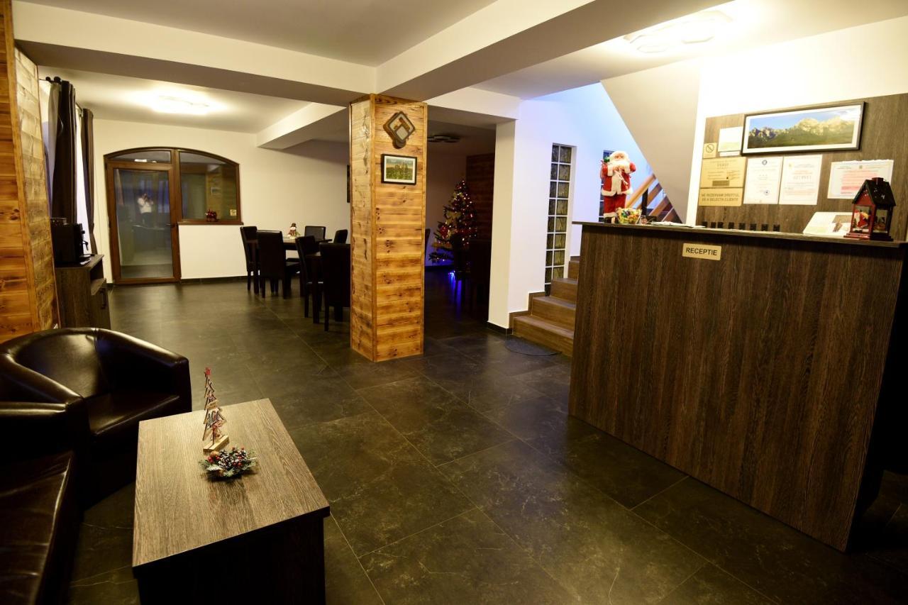 Buşteni Casa Raisa酒店 外观 照片